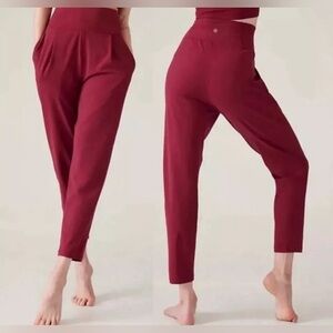 ATHLETA Elation Dark Red Pleated Knit Jogger Pants Coffeeberry NWOT Size medium